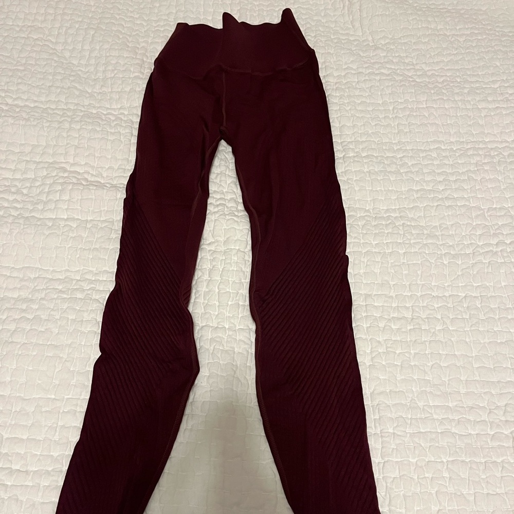 Fabletics High-Waisted SculptKnit legging